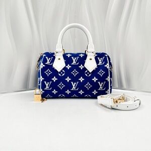 LOUIS VUITTON Speedy Bandoulière 25 Bag Blue Monogram